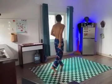 kai101010 – webcam model profile photo Image 9