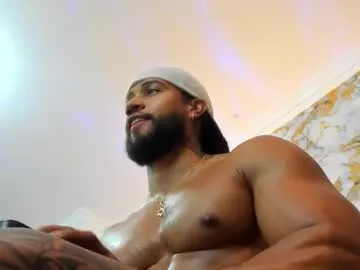 PumaShyXD – webcam model profile photo Image 2