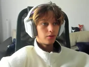 winter11 – webcam model profile photo Image 13