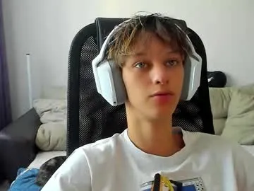 winter11 – webcam model profile photo Image 2