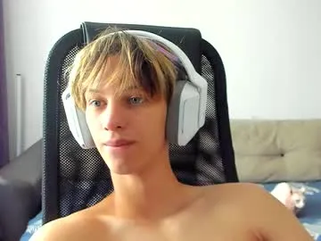 winter11 – webcam model profile photo Image 7