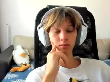 winter11 – webcam model profile photo Image 8