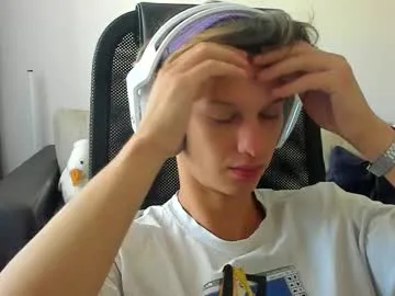 winter11 – webcam model profile photo Image 9