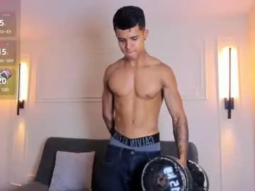 Yo155 – webcam model profile photo Image 6