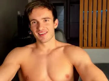 Runarunapi – webcam model profile photo Image 2