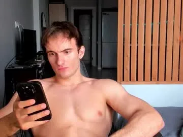 Runarunapi – webcam model profile photo Image 3