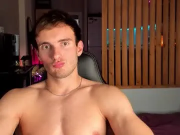 Runarunapi – webcam model profile photo Image 7