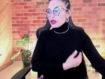 nakedbakers – webcam model profile photo Image 4