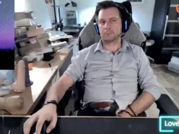 Benson18y – webcam model profile photo Image 6