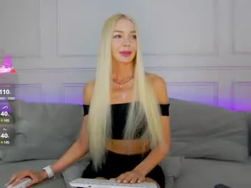 nayomi_34f – webcam model profile photo Image 9