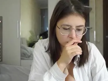 Sandhya_77 – webcam model profile photo Image 9