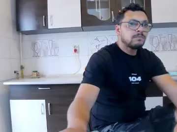 PumaShyXD – webcam model profile photo Image 11