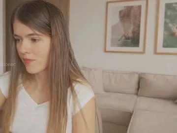 ranran_ch – webcam model profile photo Image 16