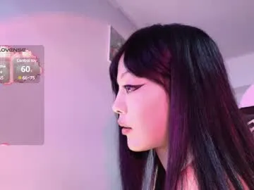 PumaShyXD – webcam model profile photo Image 5