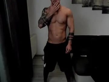 paroncho – webcam model profile photo Image 4