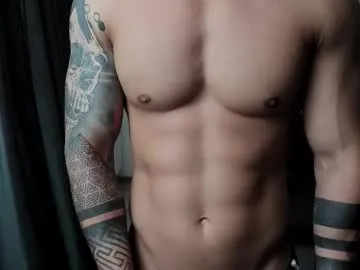 paroncho – webcam model profile photo Image 6