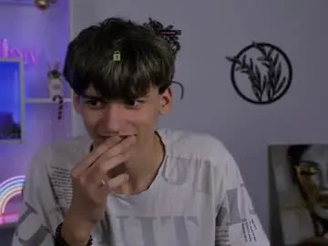 mitsuki0915 – webcam model profile photo Image 12