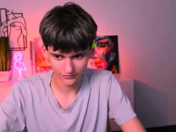 mitsuki0915 – webcam model profile photo Image 2