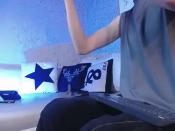 winter11 – webcam model profile photo Image 4