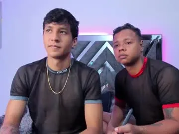 Yaya--728 – webcam model profile photo Image 10