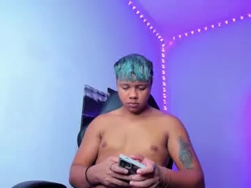 Yaya--728 – webcam model profile photo Image 8