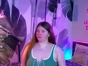 Helen_Vidall – webcam model profile photo Image 2