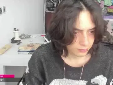 yournewfavourite – webcam model profile photo Image 11