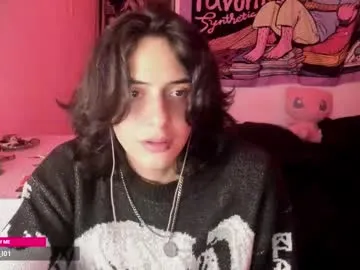 yournewfavourite – webcam model profile photo Image 12