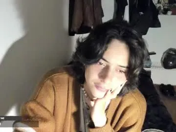 yournewfavourite – webcam model profile photo Image 6