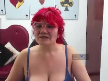 Runarunapi – webcam model profile photo Image 11