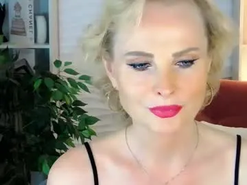 Risky_Workouts – webcam model profile photo Image 15