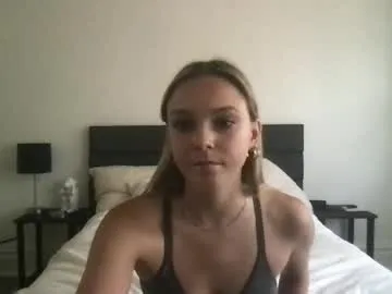 scarletterose_504259 – webcam model profile photo