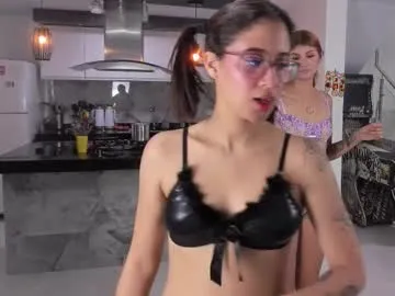 Yui-Ch – webcam model profile photo Image 15