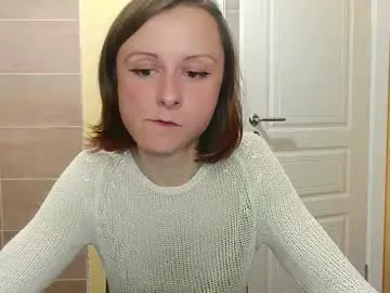 Runarunapi – webcam model profile photo Image 11