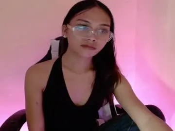 Runarunapi – webcam model profile photo Image 15