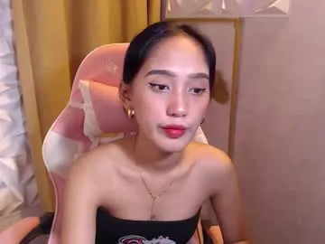 nicole111 – webcam model profile photo Image 2