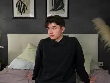 marius_vexley – webcam model profile photo Image 3