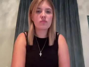 bunnyblondy – webcam model profile photo Image 11