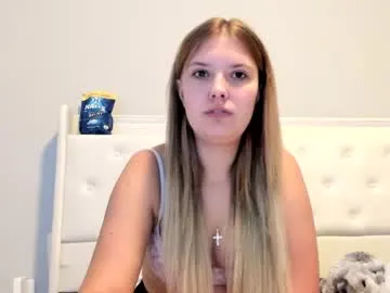 bunnyblondy – webcam model profile photo Image 13