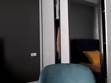 jenn_fit – webcam model profile photo Image 15