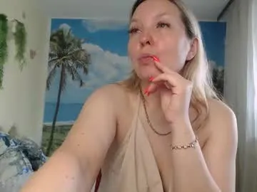 AngelinaTeller – webcam model profile photo Image 3