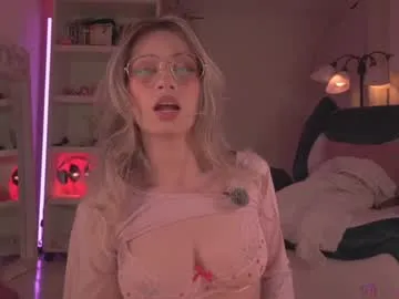 kikidoll – webcam model profile photo Image 12