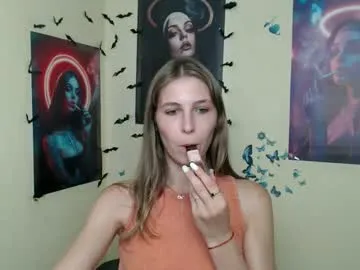 DestinyTurner – webcam model profile photo Image 5