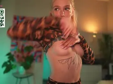 ZeharSiAda – webcam model profile photo Image 18