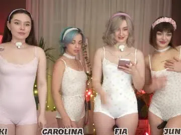 Penelopehot_83 – webcam model profile photo Image 18