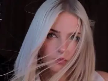 -LOCOMOCO- – webcam model profile photo Image 4