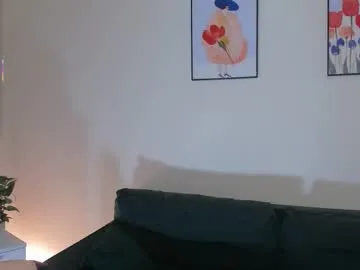 Penny_Bubbles – webcam model profile photo Image 12