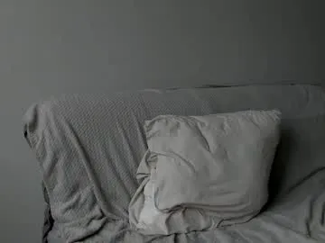 Runarunapi – webcam model profile photo Image 12