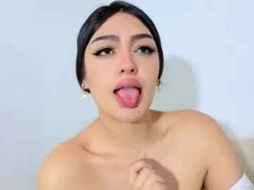 PumaShyXD – webcam model profile photo Image 6