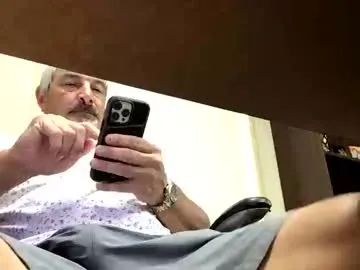 R-bonbon – webcam model profile photo Image 3